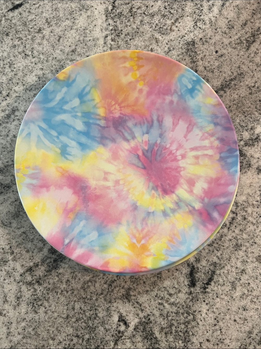 Tie-Dye Round Plastic Plate - Pastel Pink, Blue & Yellow (set of 4)